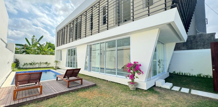 3 bedrooms Villa in Kerobokan, Badung, Bali (11704)
