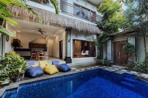 Vila 3 kamar tidur di Seminyak, Badung, Bali (2270)