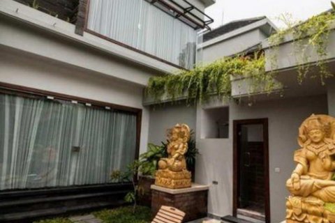 Vila 3 kamar tidur di Seminyak, Badung, Bali (8458)