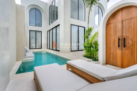 Vila 4 kamar tidur di Ungasan, Badung, Bali (13868)