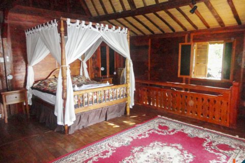 Вилла с 12 спальнями в Ловина, Антуран, Булеленг, Бали (12255) 3