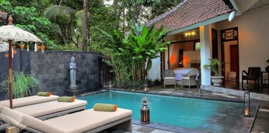 4 bedrooms Villa in Seminyak, Badung, Bali (1872)