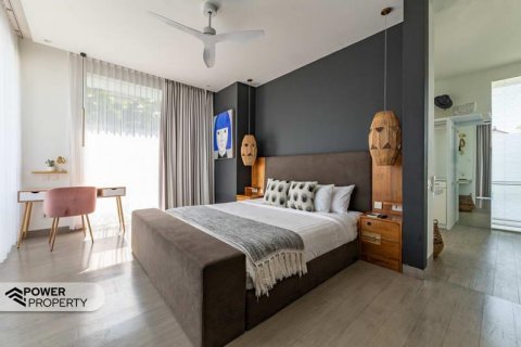 Vila 5 kamar tidur di Canggu, Badung, Bali (4903)