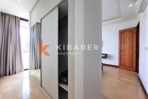 4 bedrooms Villa in Tibubeneng, Badung, Bali (12546) 14