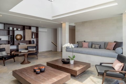 5 bedrooms Villa in South Kuta, Badung, Bali (1101) 4