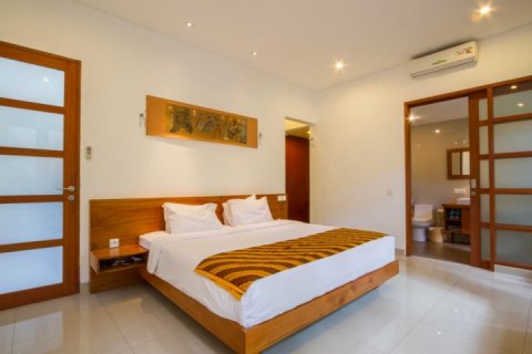 2 bedrooms Villa in Kerobokan, Badung, Bali (1779) 11