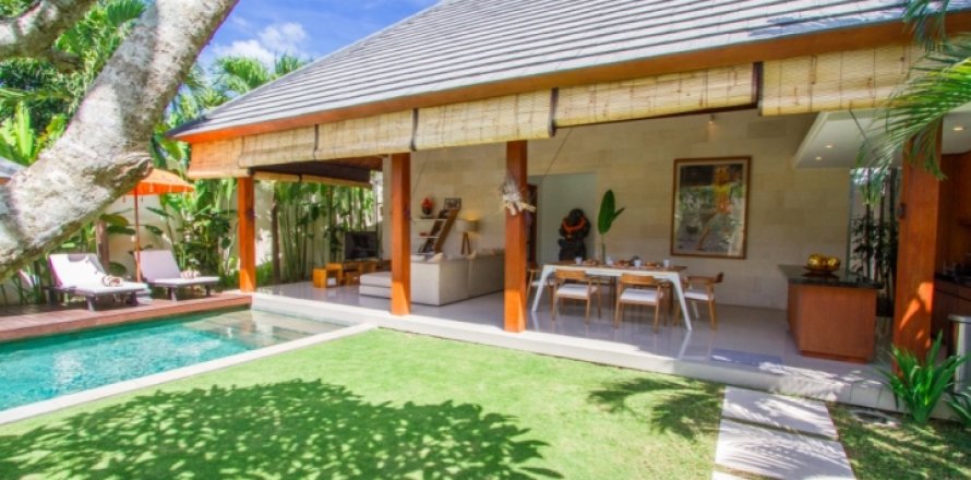2 bedrooms Villa in Kerobokan, Badung, Bali (1779)