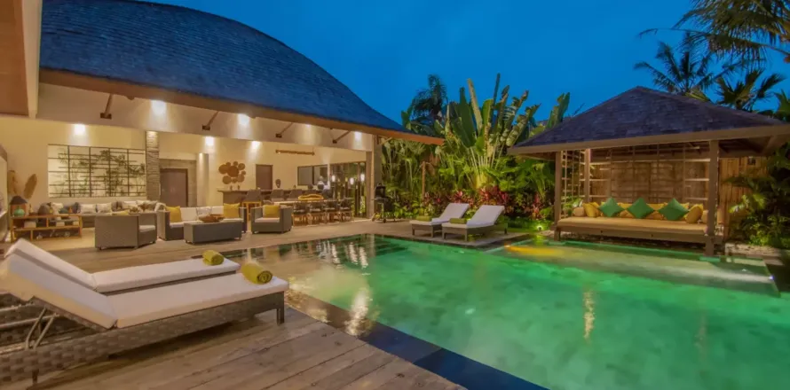 4 bedrooms Villa in Ubud, Gianyar, Bali (11031)
