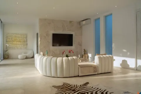4 bedrooms Villa in Kuta, Badung, Bali (11221) 3