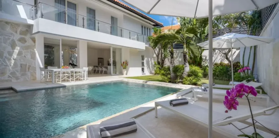 4 bedrooms Villa in Kuta, Badung, Bali (11221)