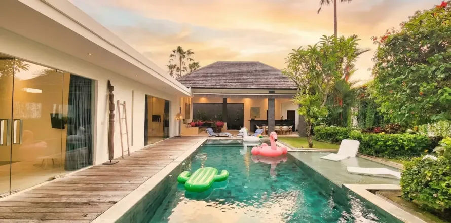 3 bedrooms Villa in Seminyak, Badung, Bali (11032)