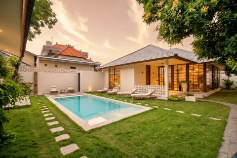 Vila 3 kamar tidur di Seminyak, Badung, Bali (11033)