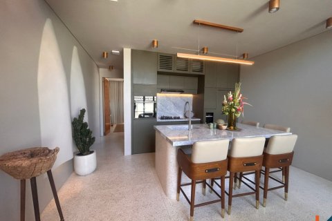 Vila 2 kamar tidur di Tibubeneng, Badung, Bali (12097)