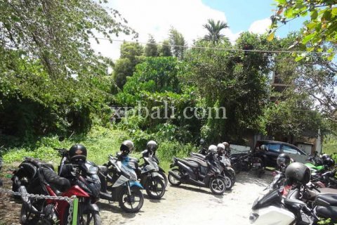 1000m2 Land in Seminyak, Badung, Bali (901) 3