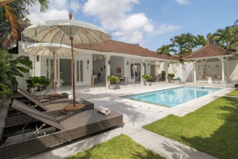 3 bedrooms Villa in Seminyak, Badung, Bali (14683)