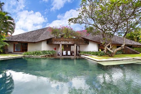 2 bedrooms Villa in Seminyak, Badung, Bali (17192)