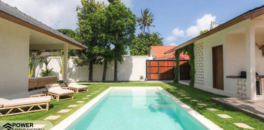 Vila 3 kamar tidur di Seminyak, Badung, Bali (5775)