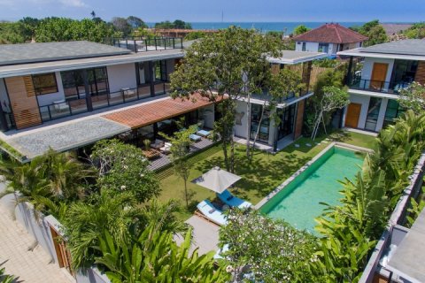 Vila 5 kamar tidur di Canggu, Badung, Bali (1282)