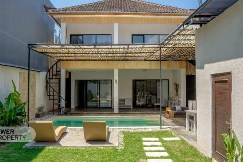 Vila 4 kamar tidur di Seminyak, Badung, Bali (640)
