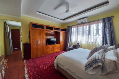 4 bedrooms Villa in South Denpasar, Denpasar, Bali (11636) 15