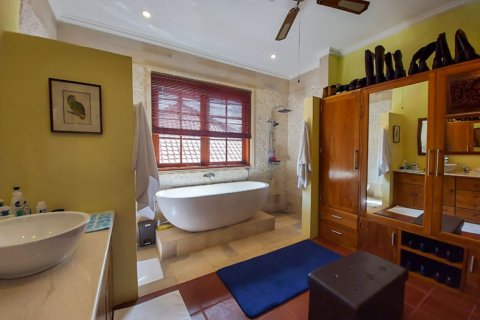 4 bedrooms Villa in South Denpasar, Denpasar, Bali (11636) 20