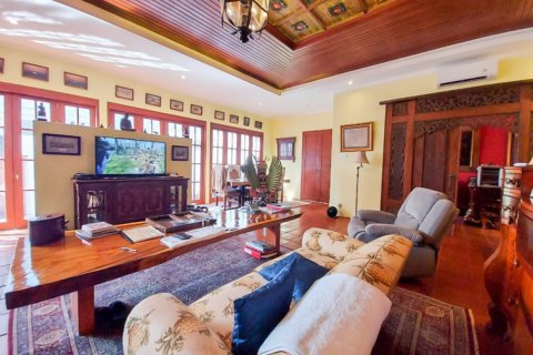 4 bedrooms Villa in South Denpasar, Denpasar, Bali (11636) 12