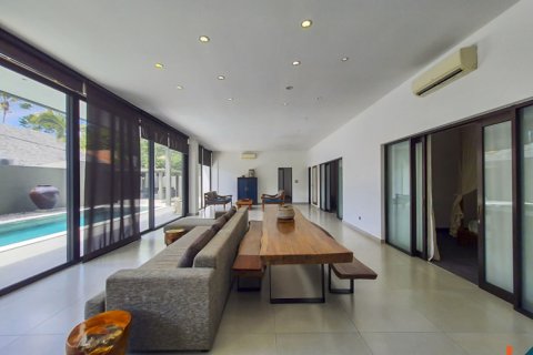 4 bedrooms Villa in Badung, Bali (11637) 2