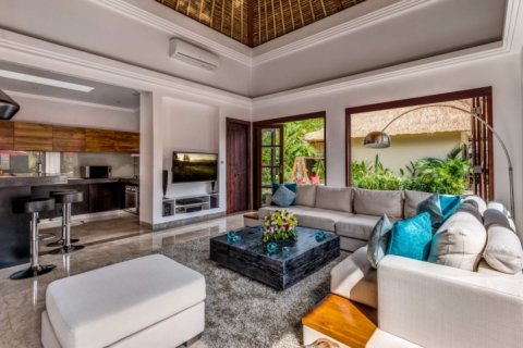 4 bedrooms Villa in Seminyak, Badung, Bali (1265) 3