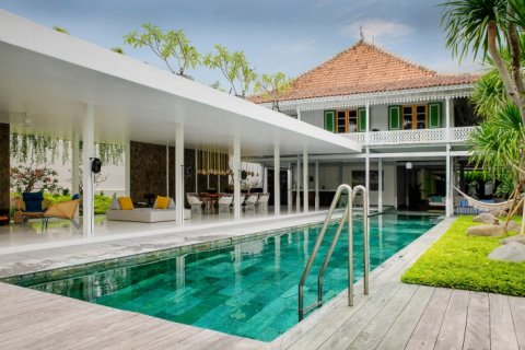 Vila 5 kamar tidur di Seminyak, Badung, Bali (1270)