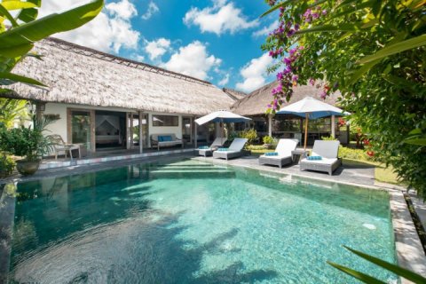 Vila 3 kamar tidur di Seminyak, Badung, Bali (1814)