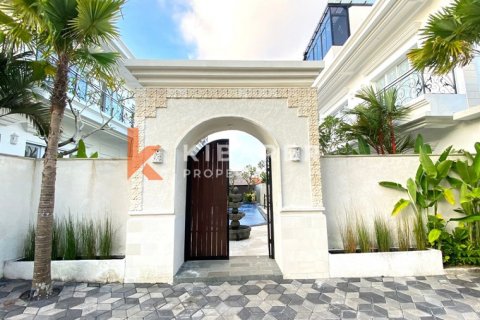 3 bedrooms Villa in Ungasan, Badung, Bali (13482) 2