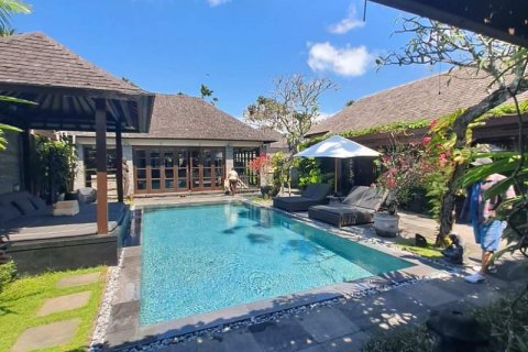 Vila 3 kamar tidur di Seminyak, Badung, Bali (9262)