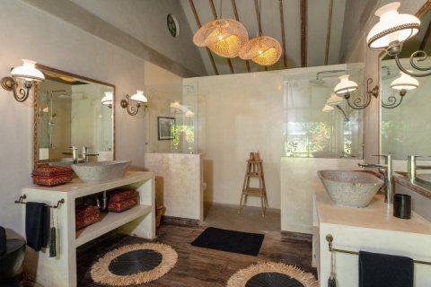 5 bedrooms Villa in Seminyak, Badung, Bali (1503) 24