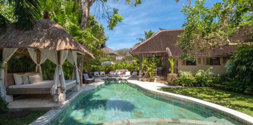 5 bedrooms Villa in Seminyak, Badung, Bali (1503)