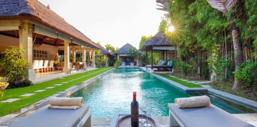 3 bedrooms Villa in Seminyak, Badung, Bali (1508)