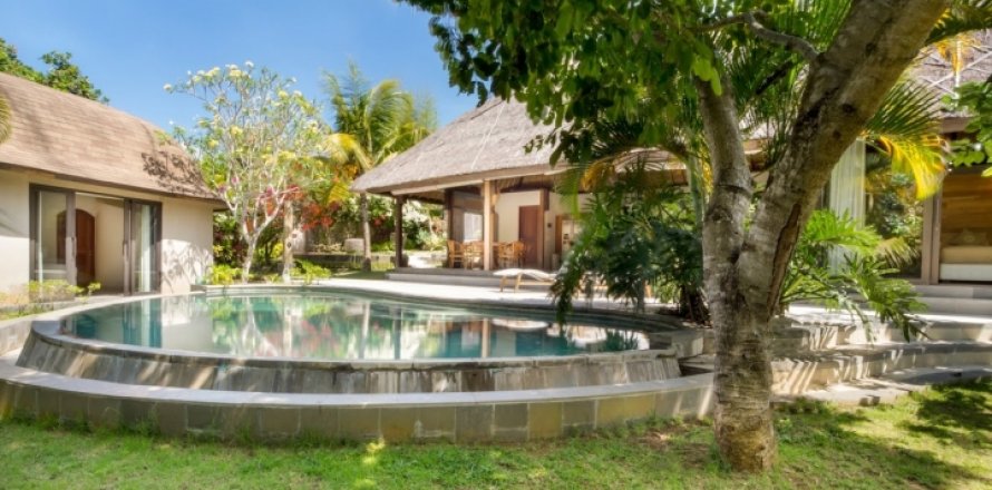 2 bedrooms Villa in South Kuta, Badung, Bali (1908)