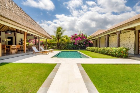 Vila 2 kamar tidur di Kuta Selatan, Badung, Bali (1907)