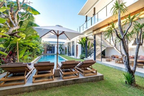 Vila 2 kamar tidur di Canggu, Badung, Bali (1905)