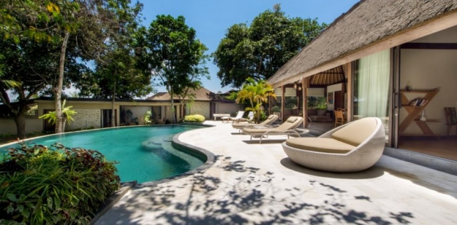 2 bedrooms Villa in South Kuta, Badung, Bali (1906)