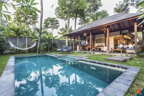 Vila 7 kamar tidur di Jimbaran, Badung, Bali (11373)