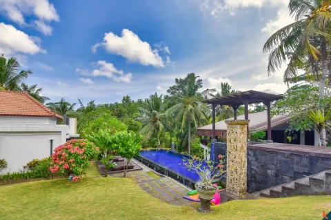 Vila 5 kamar tidur di Ubud, Gianyar, Bali (11372)