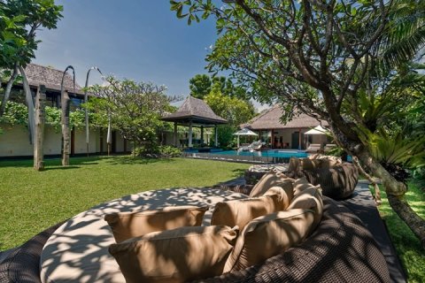 3 bedrooms Villa in Seminyak, Badung, Bali (1311) 2