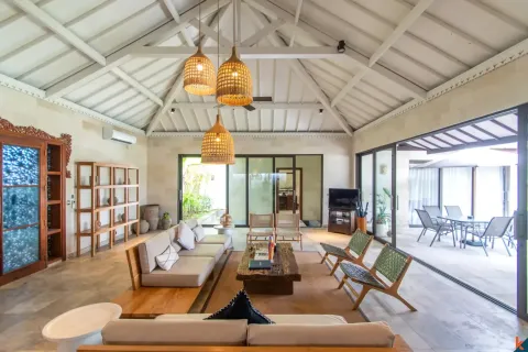 6 bedrooms Villa in Tumbak Bayuh, Mengwi, Badung, Bali (11167) 11