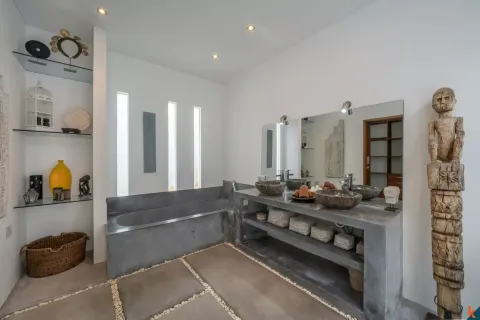 4 bedrooms Villa in Kerobokan, Badung, Bali (11162) 27