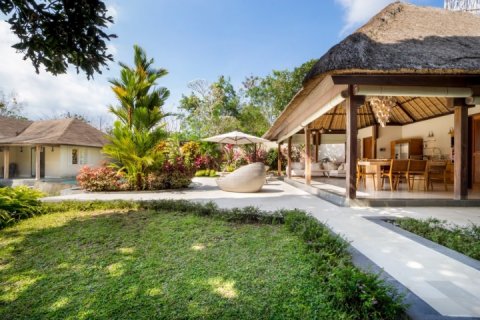 2 bedrooms Villa in South Kuta, Badung, Bali (1900) 3