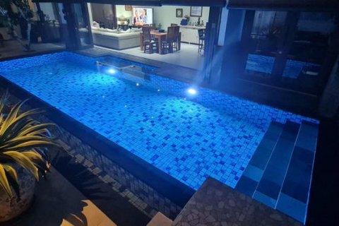 Vila 3 kamar tidur di Nusa Dua, Badung, Bali (751)