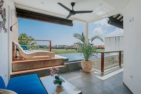 Vila 15 kamar tidur di Seminyak, Badung, Bali (756)