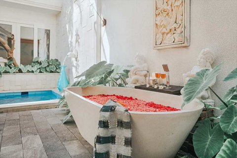 24 bedrooms Villa in Canggu, Badung, Bali (755) 22