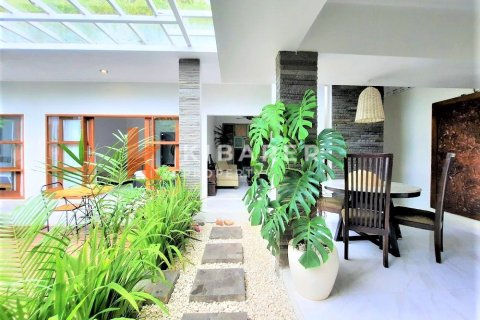 Vila 3 kamar tidur di Jimbaran, Badung, Bali (13670) 12