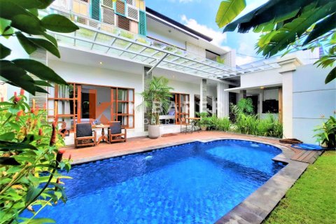 Vila 3 kamar tidur di Jimbaran, Badung, Bali (13670)